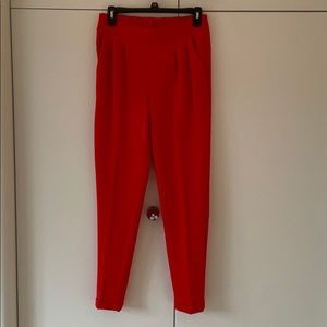 tapered women’s pants